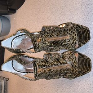 Jessica Simpson Brand Brown & Cream Snakeskin Platforms with Zippers In Front